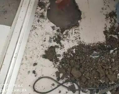 银州楼顶渗水公司分享下银州卫生间测漏水方法和方法的详细分解。